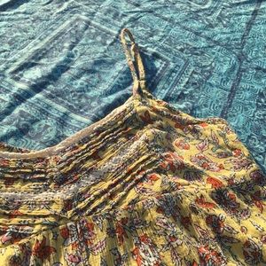 Billabong floral tank top 🌼